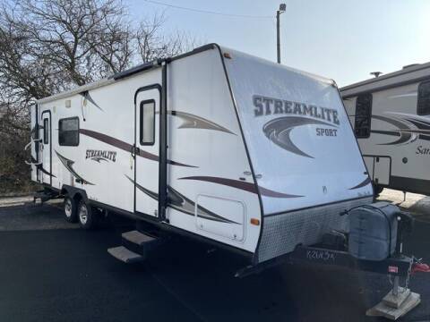2013 Gulf Stream M-28RFL for sale at MATHEWS FORD in Marion OH