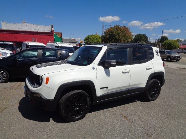 2017 Jeep Renegade Deserthawk