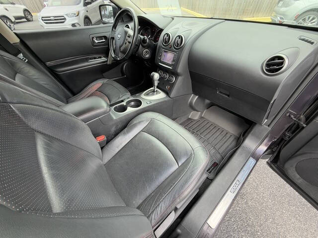 2013 Nissan Rogue SV w/SL Package