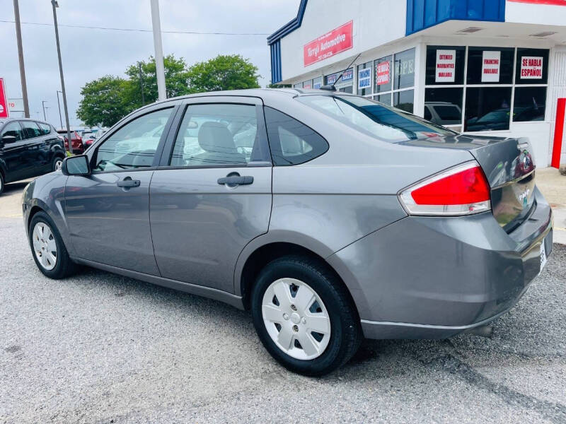 2011 Ford Focus S