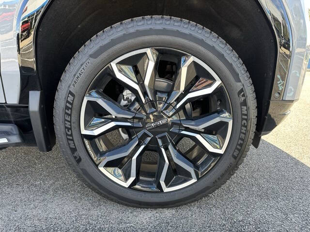 2025 GMC Sierra EV Denali