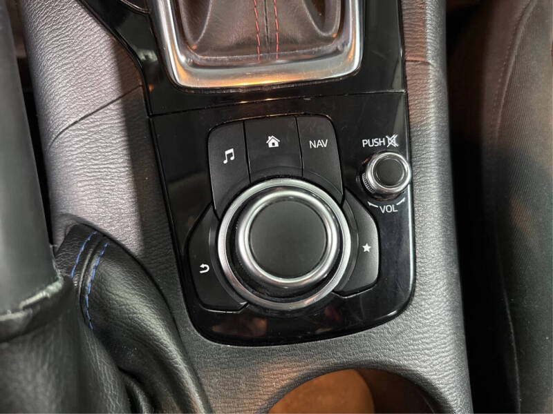 2015 Mazda MAZDA3 i Touring