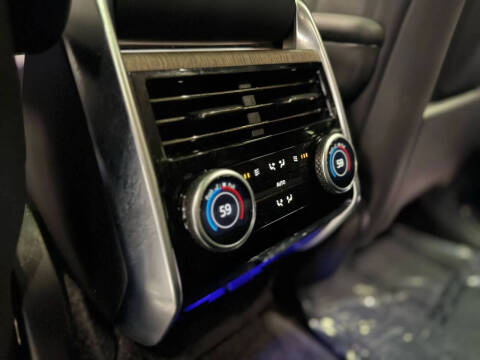 2023 Land Rover Range Rover P400 SE