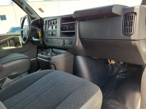 2024 GMC Savana 2500
