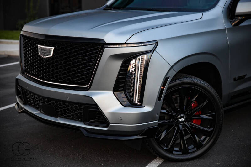 2025 Cadillac Escalade-V