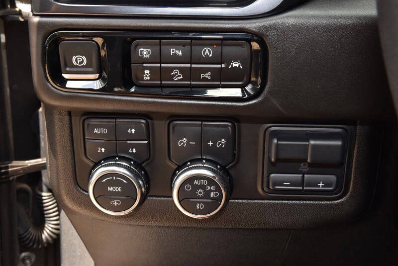 2025 GMC Yukon AT4 Ultimate