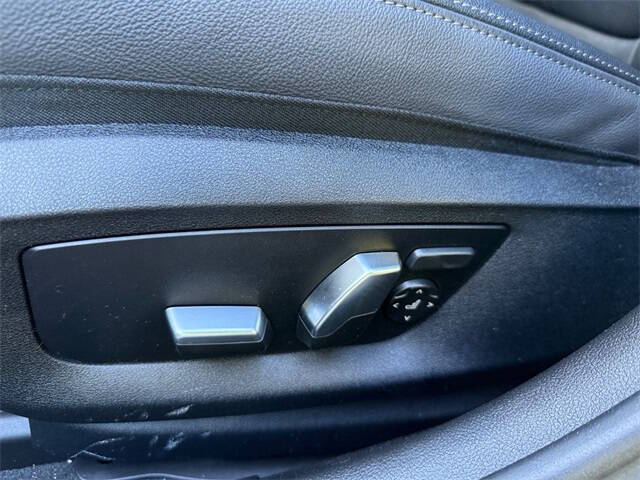 2022 BMW 5 Series 530i