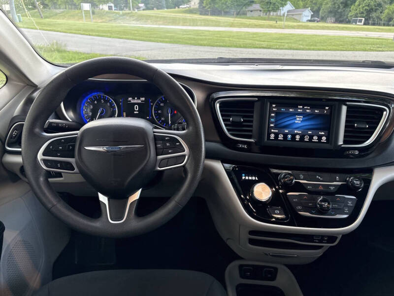 2018 Chrysler Pacifica Touring Plus
