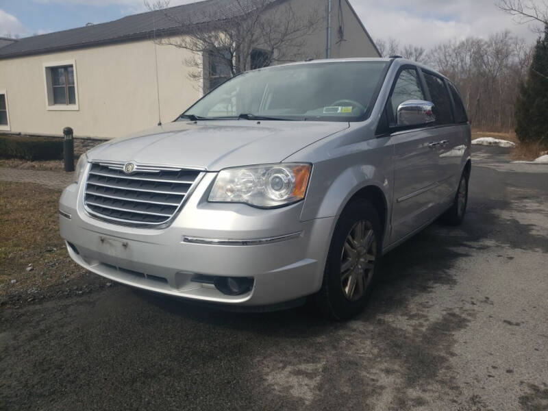 2008 Chrysler Town and Country for sale at Wallet Wise Wheels in Montgomery NY