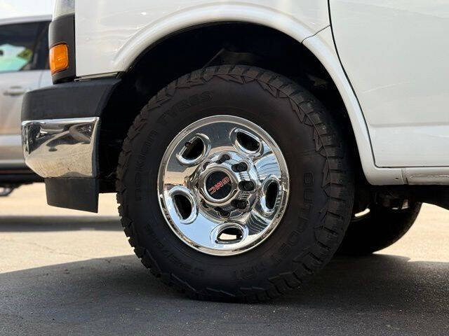 2019 GMC Savana 3500
