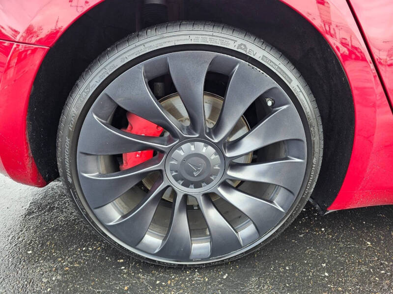 2023 Tesla Model 3 Performance