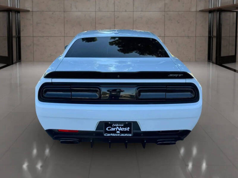 2016 Dodge Challenger SRT 392