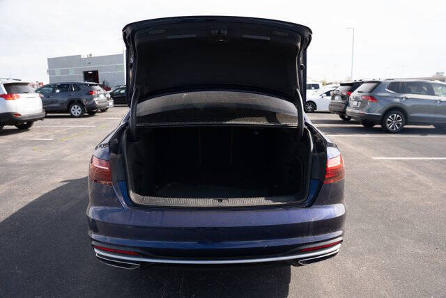 2022 Audi A4 quattro Premium Plus 40 TFSI