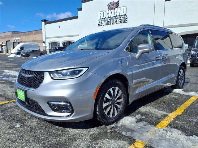 2021 Chrysler Pacifica Hybrid Touring L