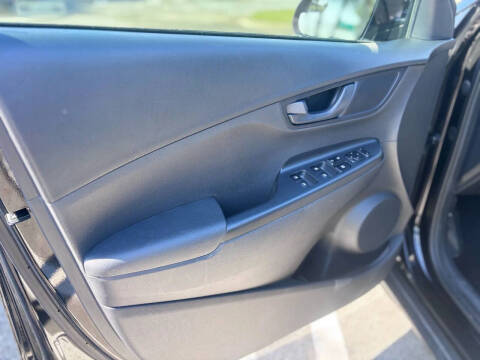 2020 Hyundai Kona SE