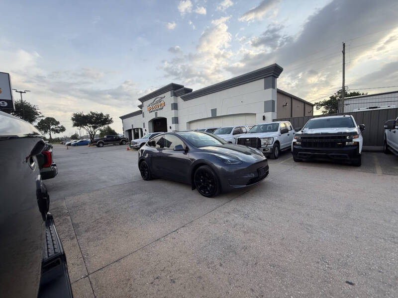 2023 Tesla Model Y Long Range