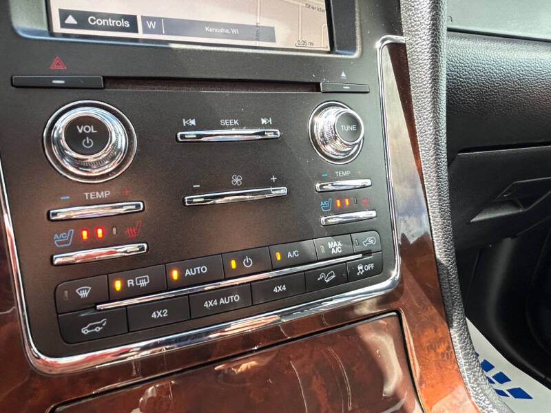 2017 Lincoln Navigator Select