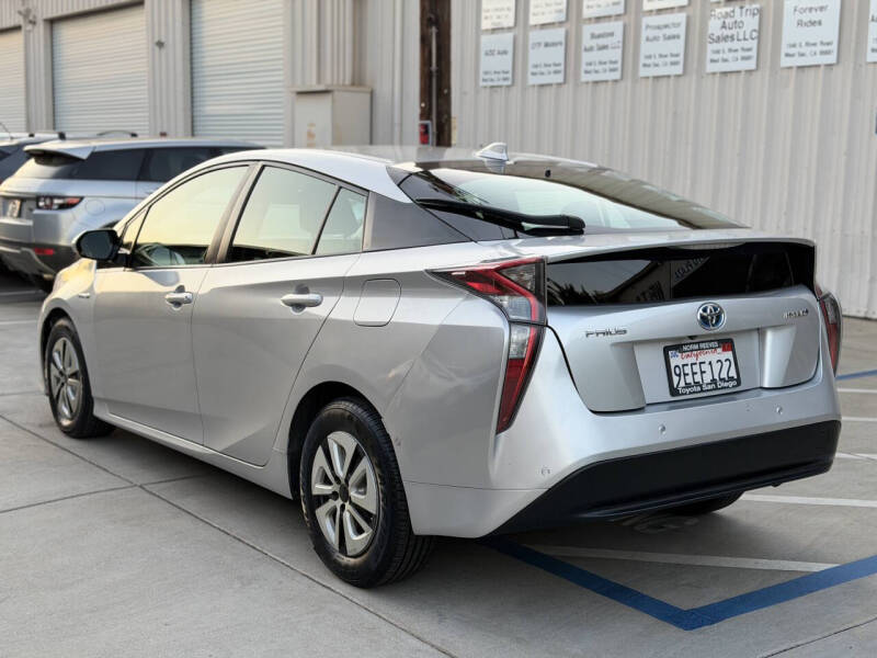 2018 Toyota Prius Two