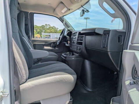 2024 GMC Savana 2500