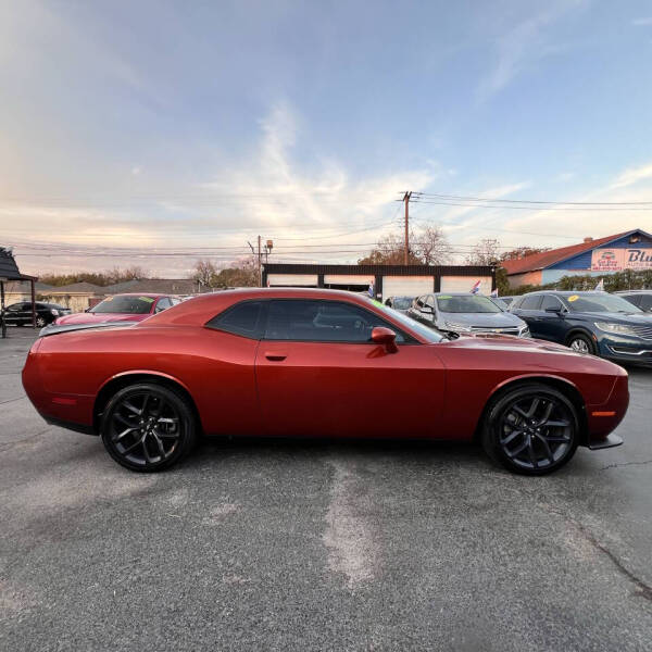 2022 Dodge Challenger SXT