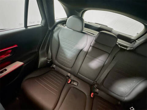 2025 Mercedes-Benz GLC GLC 300 4MATIC