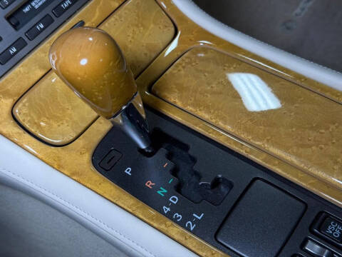 2004 Lexus SC 430