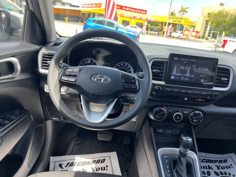 2022 Hyundai Venue SE