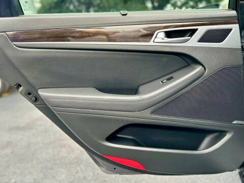 2016 Hyundai Genesis