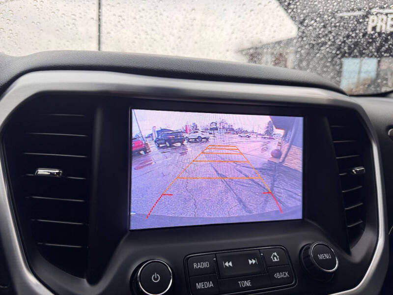 2017 GMC Acadia SLT-1