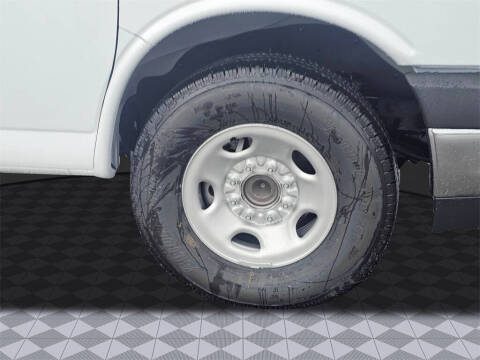 2025 Chevrolet Express 2500