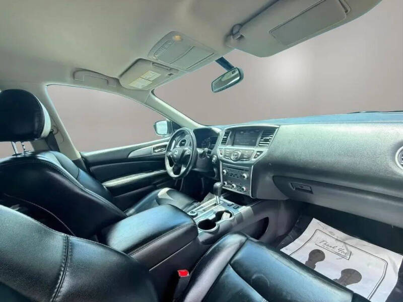 2017 Nissan Pathfinder