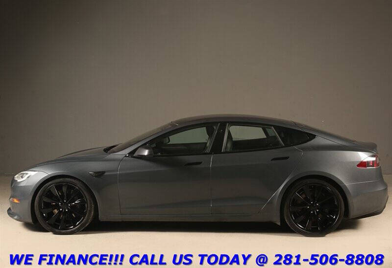 2022 Tesla Model S