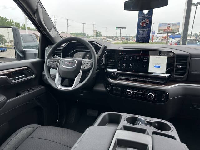 2025 GMC Sierra 2500HD