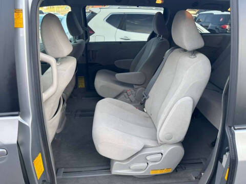2014 Toyota Sienna
