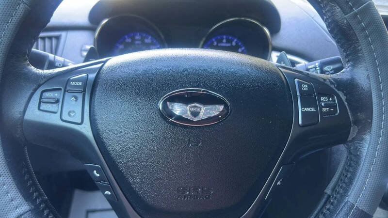 2011 Hyundai Genesis Coupe 2.0T