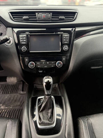 2017 Nissan Rogue Sport SL