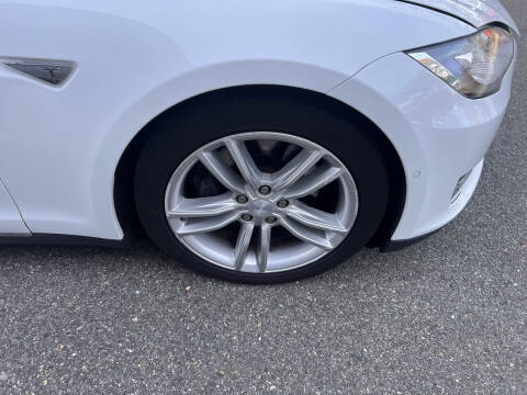 2016 Tesla Model S 85D