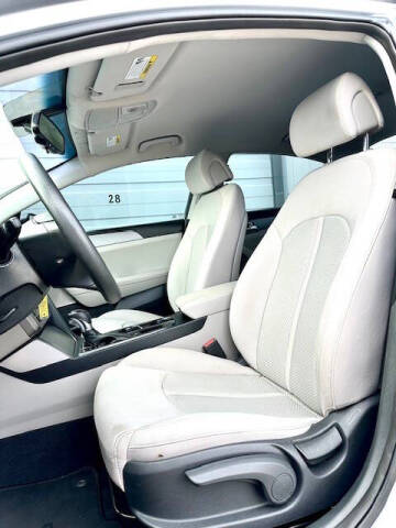 2016 Hyundai Sonata SE