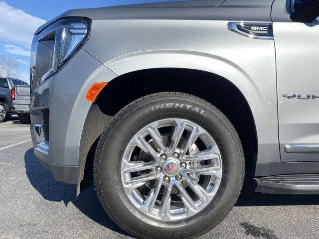 2023 GMC Yukon XL SLT