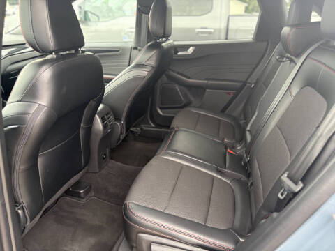 2024 Ford Escape ST-Line