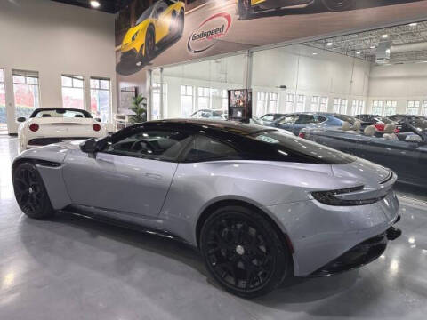 2019 Aston Martin DB11 V8