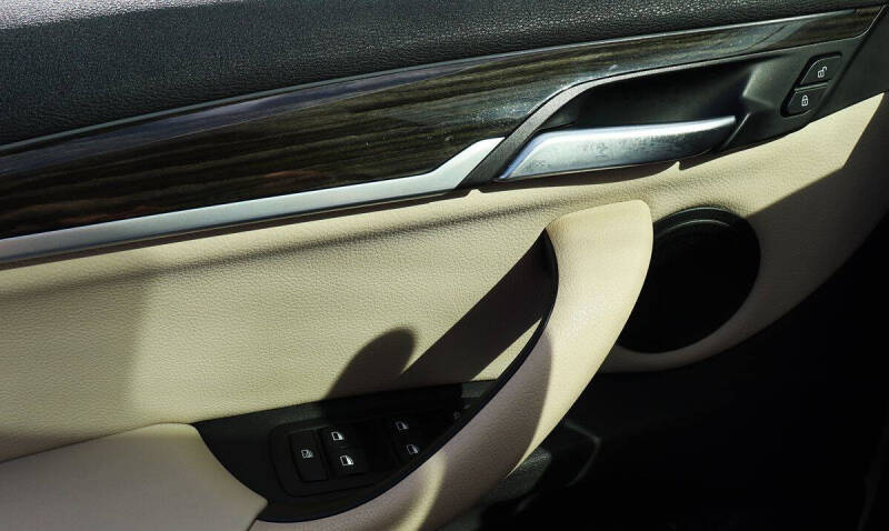 2019 BMW X1 sDrive28i