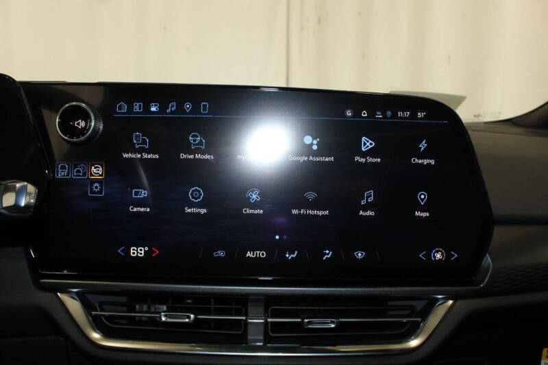 2026 Chevrolet Equinox EV LT 1