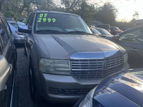 2007 Lincoln Navigator for sale at SCOTT HARRISON MOTOR CO in Houston TX