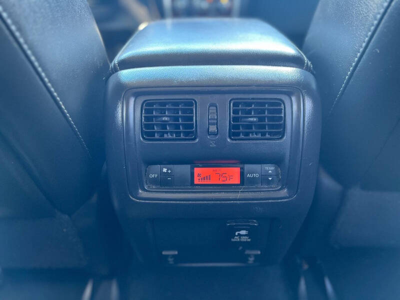 2014 Nissan Pathfinder Platinum