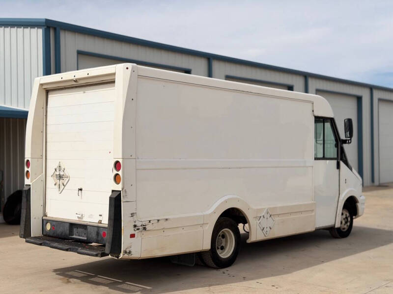 2016 Isuzu NPR