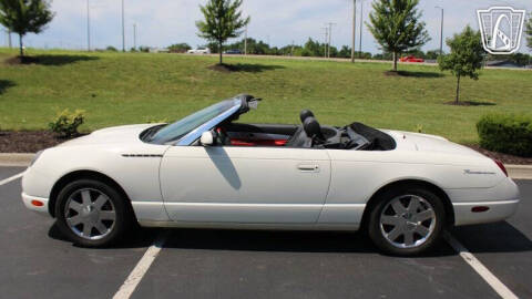 2002 Ford Thunderbird Deluxe