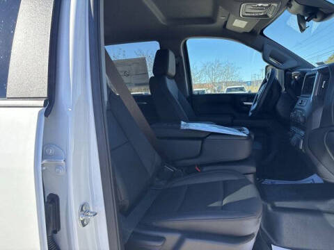 2026 Chevrolet Silverado 3500HD CC Work Truck