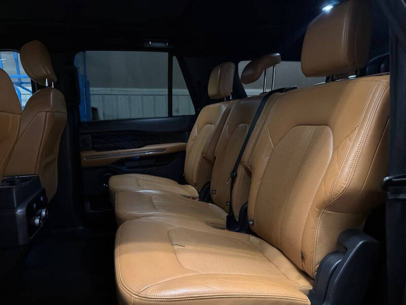 2023 Ford Expedition MAX Platinum