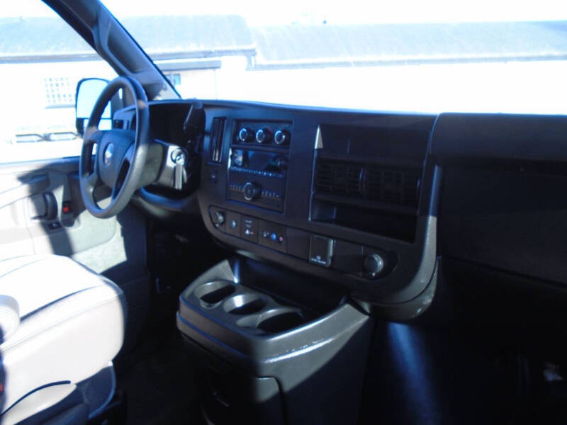 2023 Chevrolet Express LS 3500